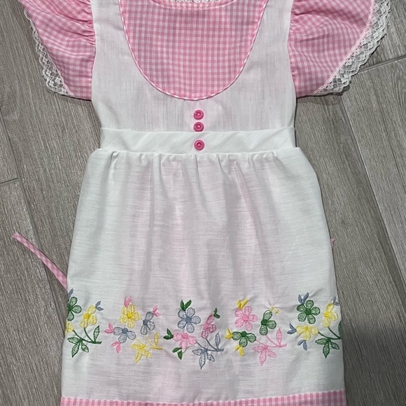 Other - Girls vintage Embroidered Dress Easter